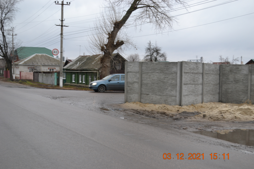 Полиция Борисоглебска  усмотрела административное нарушение  в двухметровых конструкциях на перекрестках