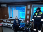 Семья  замерзала на трассе в Воронежской области: помогли только полицейские 