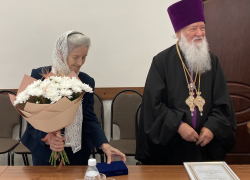 «Бриллиантовую» пару поздравили в администрации Борисоглебска