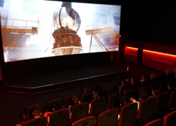 Юным борисоглебцам переведут на «Пушкинскую карту» по 5000 рублей и разрешат тратить деньги на посещение кинотеатров