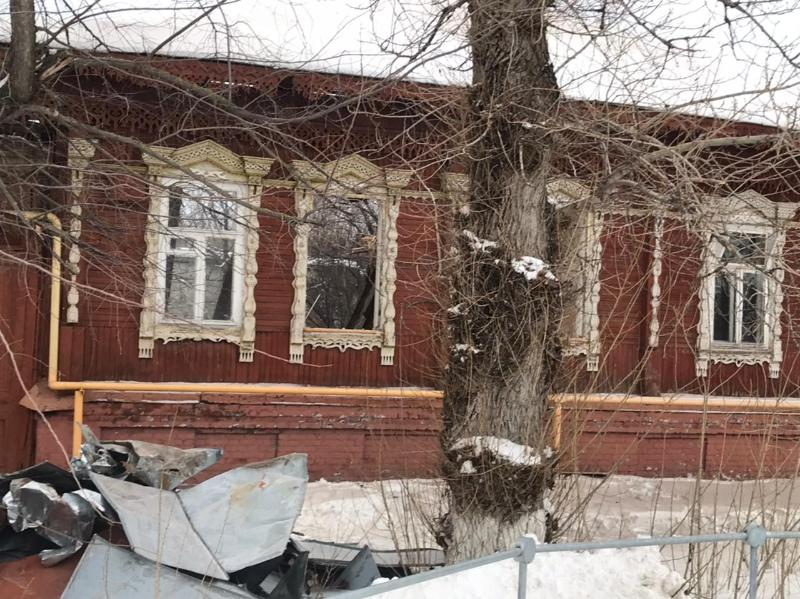 «Когда уйдем со школьного двора…». В Борисоглебске ломают здание школы №9.